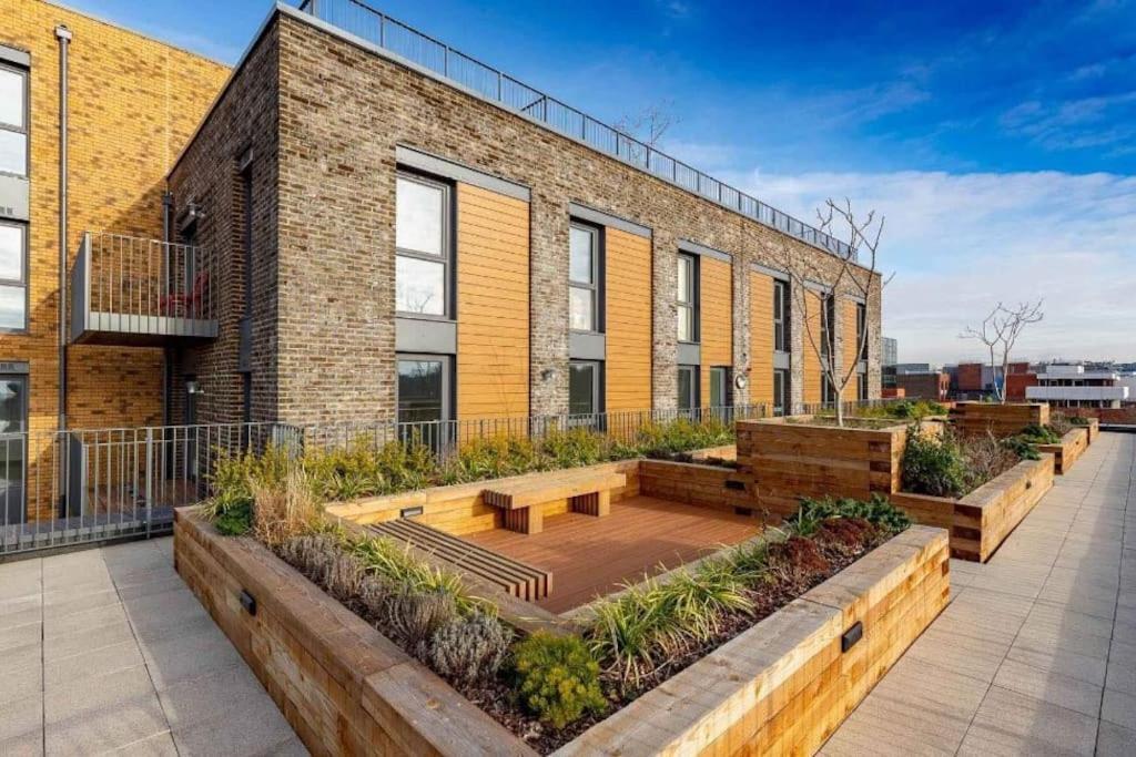 Luxury 1 Bedroom Flat With Balcony - St Anne'S Hove Exteriér fotografie